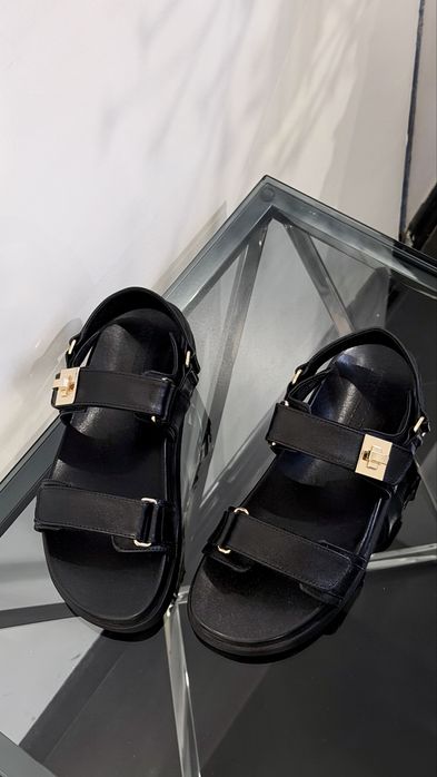 Шкіряні босоніжки сандалі Steve Madden Mona