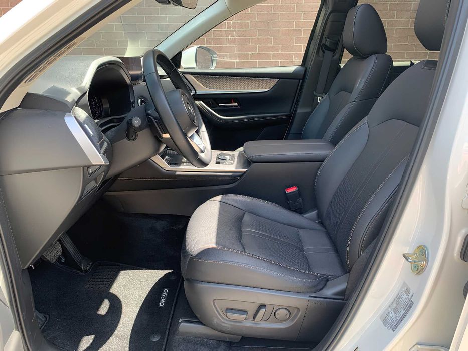 Mazda CX-90 Hybrid      2024