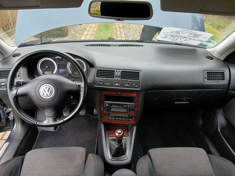 volkswagen bora  2004р 1.6 бензин