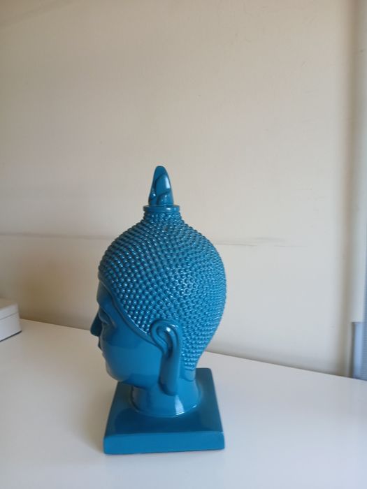 Buda estátua ceramica