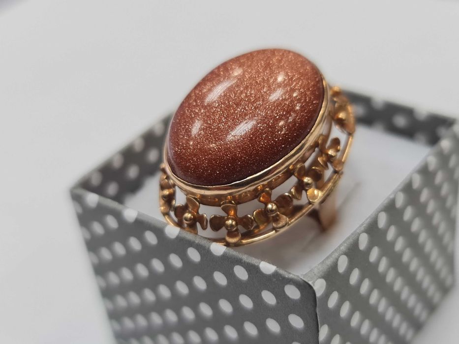 Polska 1963-86! Złoty pierścionek/ 585/ 11.23 gr/ R18/ Piasek Pustyni