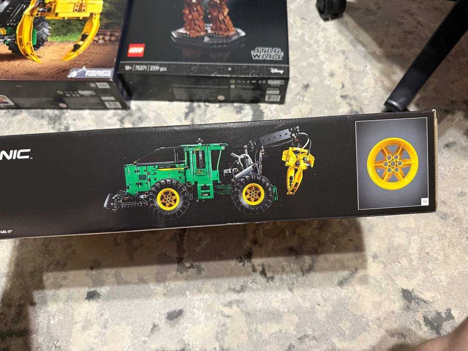 Новий Lego Technic 42157 John Deere 9620R 4WD Tractor