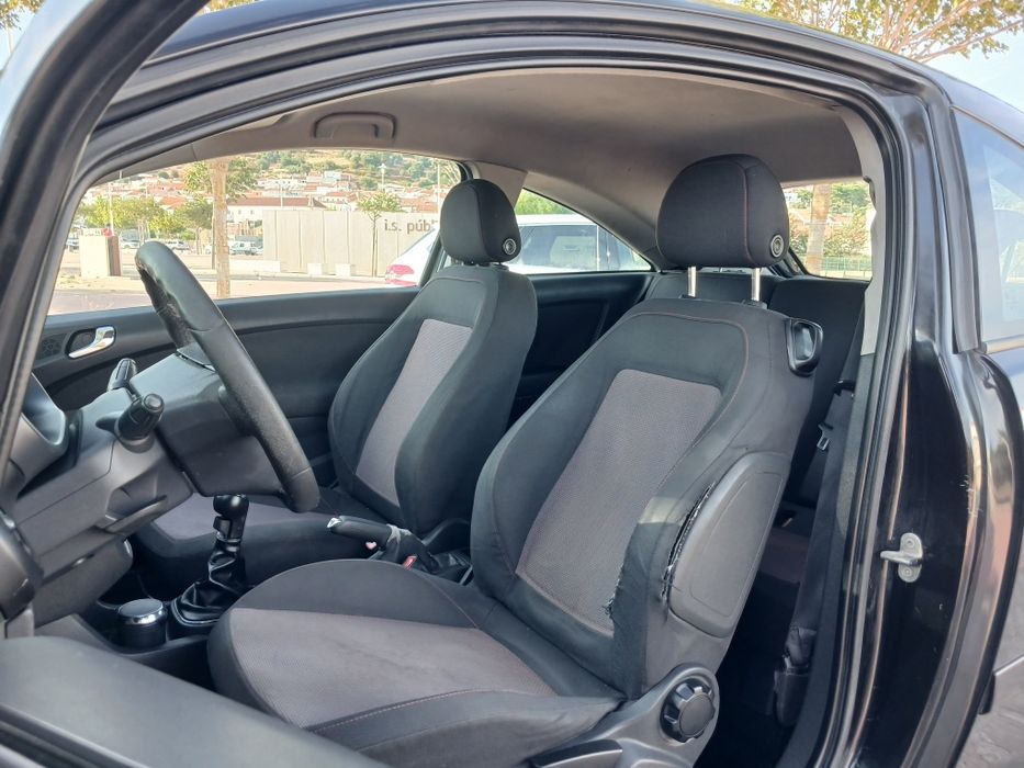Opel corsa D 1.3cdti Hatchback