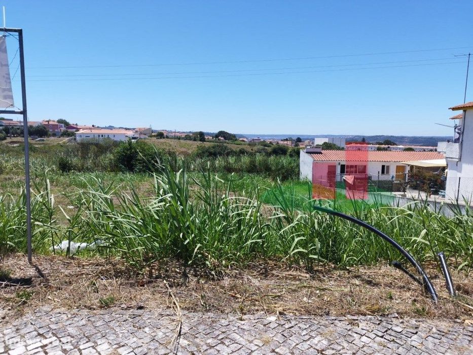 Lote de Terreno Gaeiras para Moradia ***RIOMAGIC*** — Gaeiras, Leiria