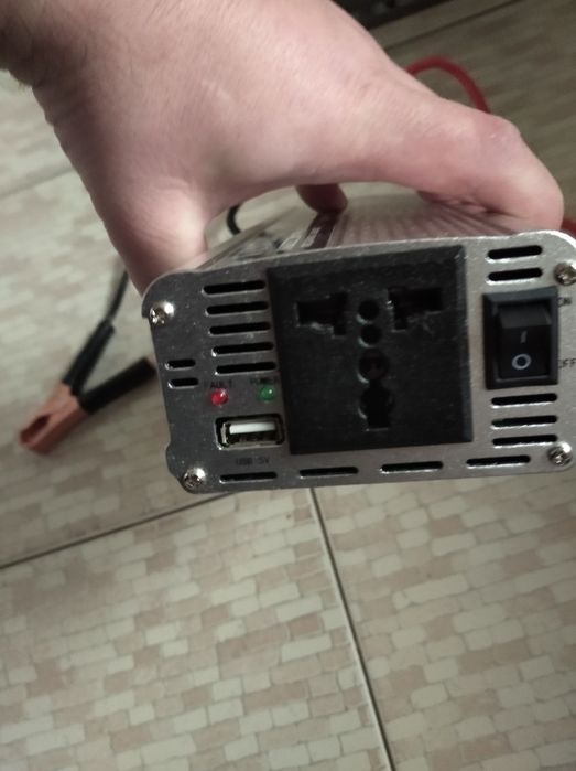 Інвертор 12 -220в 2000W