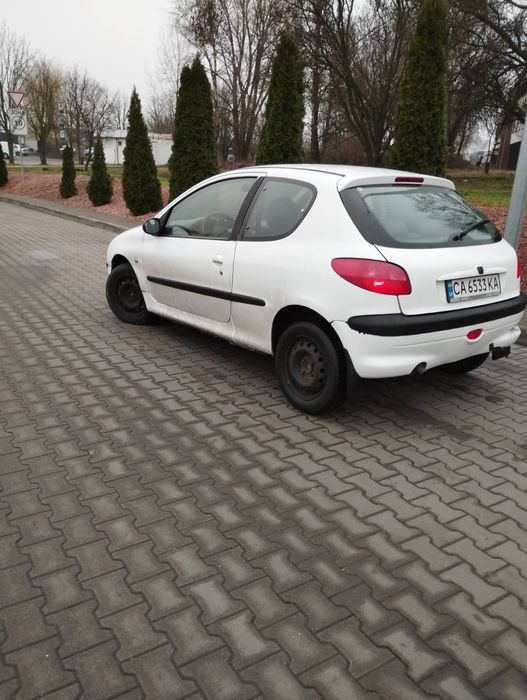 Продам пежо 206 .