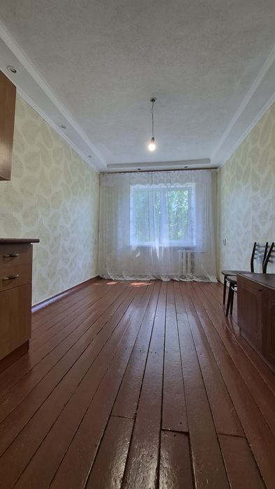 Продаж кімнати в гуртожитку блочної системи