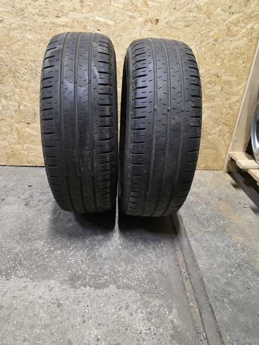 Para opon letnich Bus 215/70 R15C 109/107S Nexen Roadian CT8