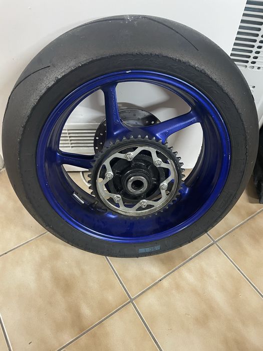 Felga yamaha mt 10 rn32 rn65