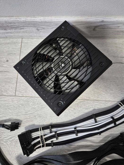 якісний блок живлення 650W Corsair RM650X GOLD. Trade-IN
