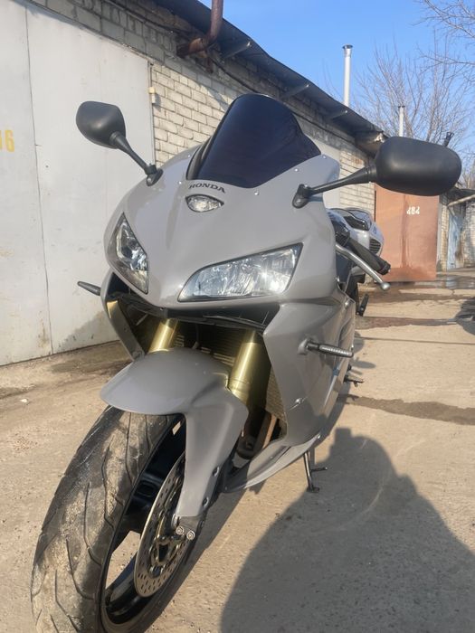 Мотоцикл Honda cbr 600rr