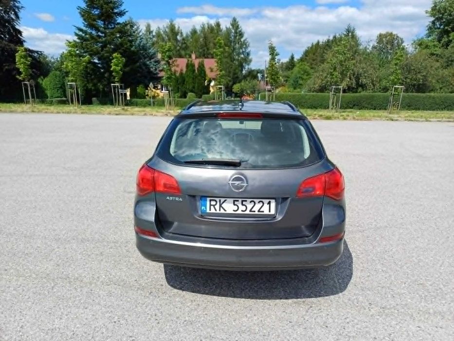 Opel Astra J 1,6 Sports Tourer Kombi