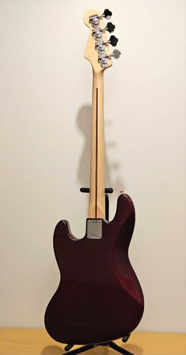 Fender Standard Jazz Bass RW Midnight Wine
