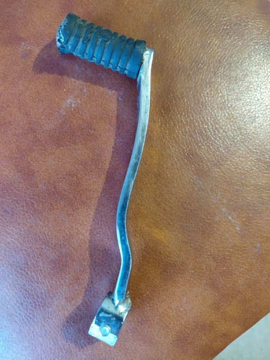 Лапка пепеключення передач.