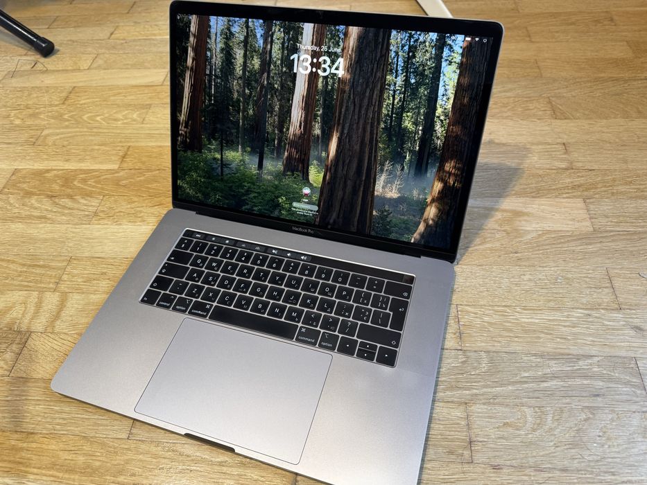 macbook pro 15 2019 i9 - купить ноутбуки - Цена на OLX.ua