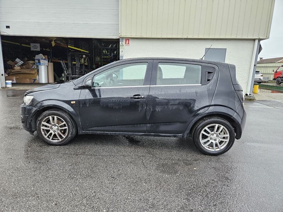 Chevrolet Aveo 1.4i de 2013 para peças