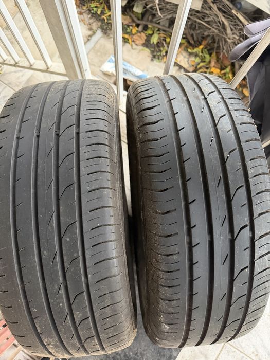 Dois Pneus Coninental 215/60 R16
