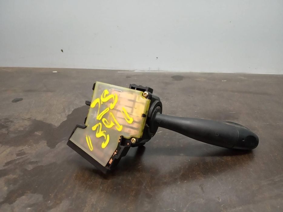 COMANDO LUZES HYUNDAI GETZ 2002 -32932A