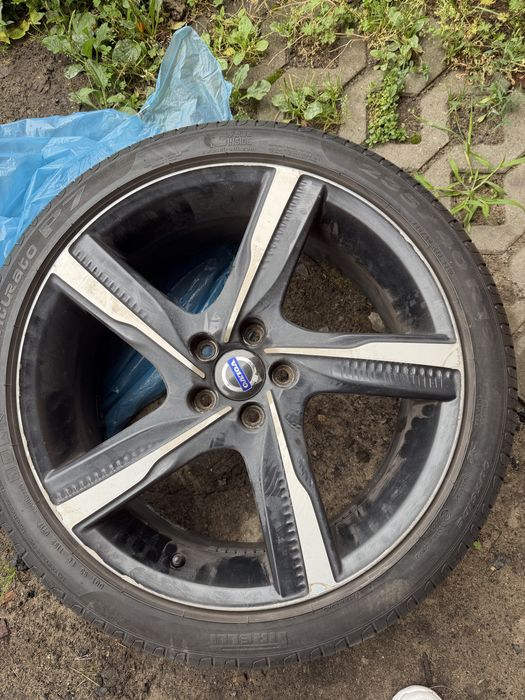 Sprzedam opony letnie z felgami R19