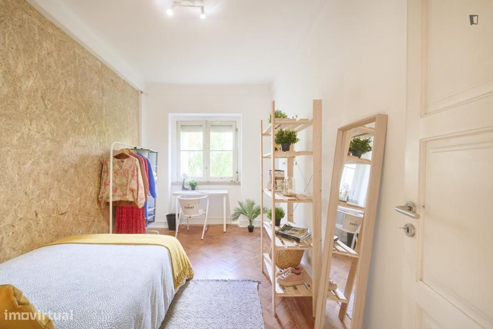 Quarto - localizado em Alvalade Lisbon