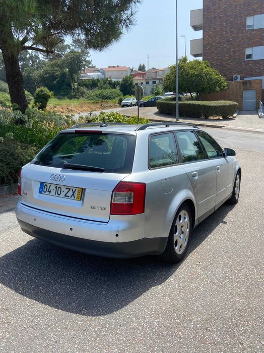 Carinha Audi  A4 1.9 TDI