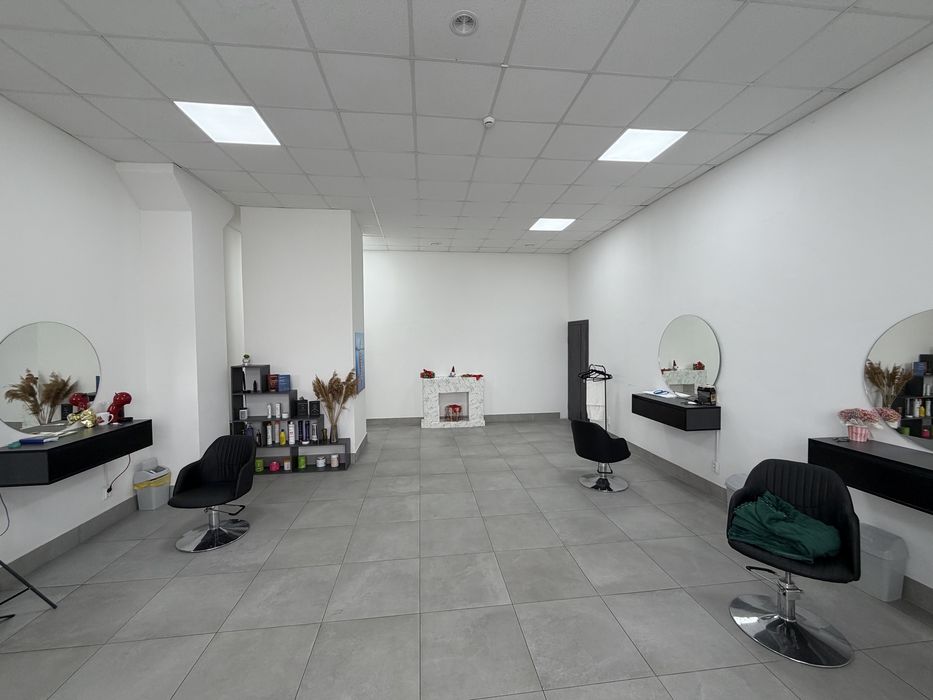 Здається офіне приміщення в новому бізнес центрі