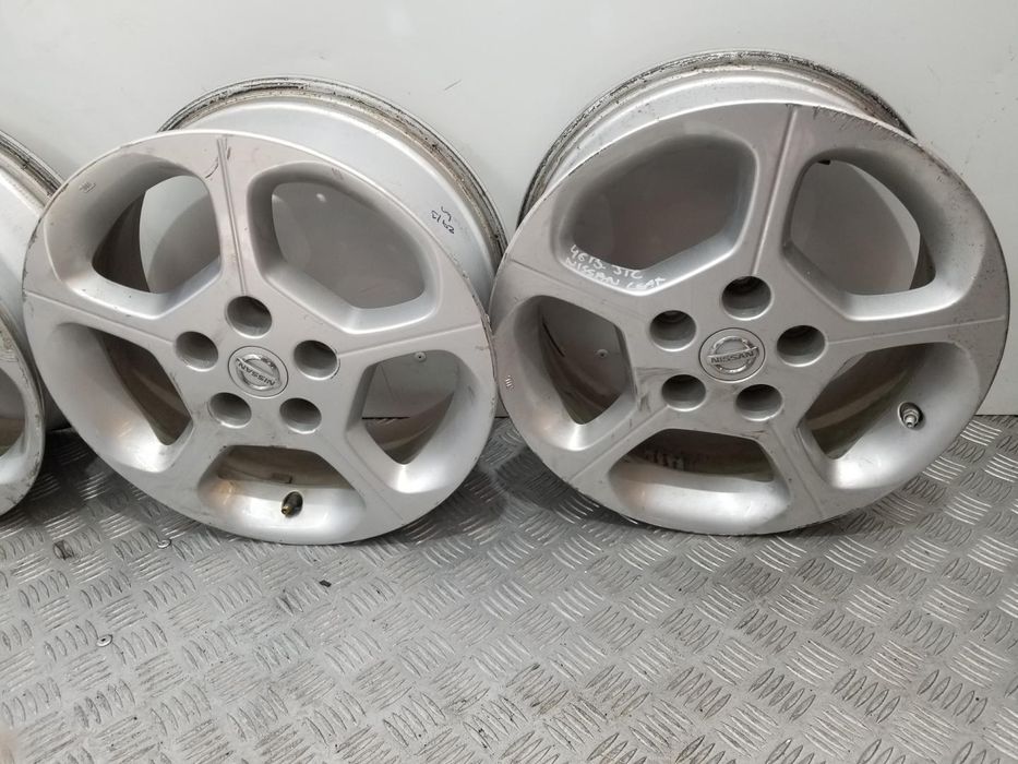 conjunto de pneus nissan leaf ZE0
