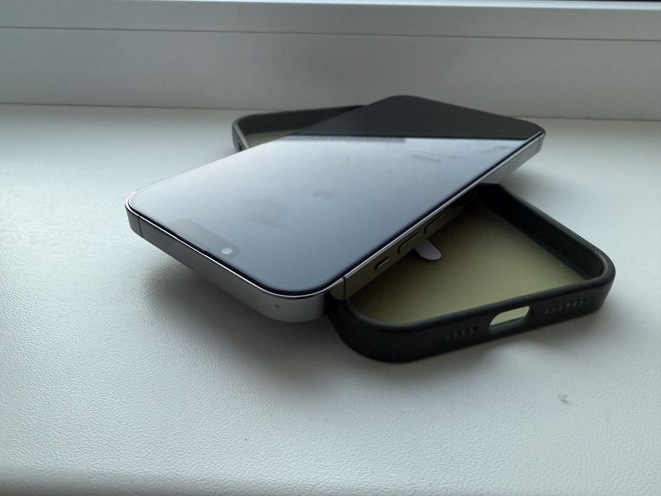 Продам iphone 13 pro max 256