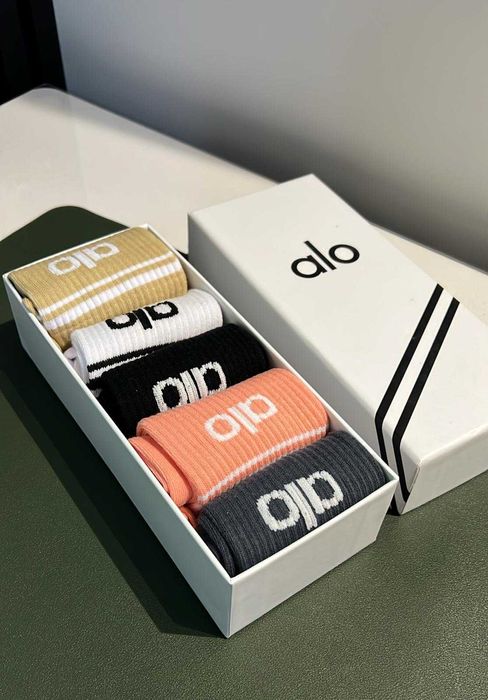 ALO yoga skarpety damskie NOWE zestaw pack komplet alo