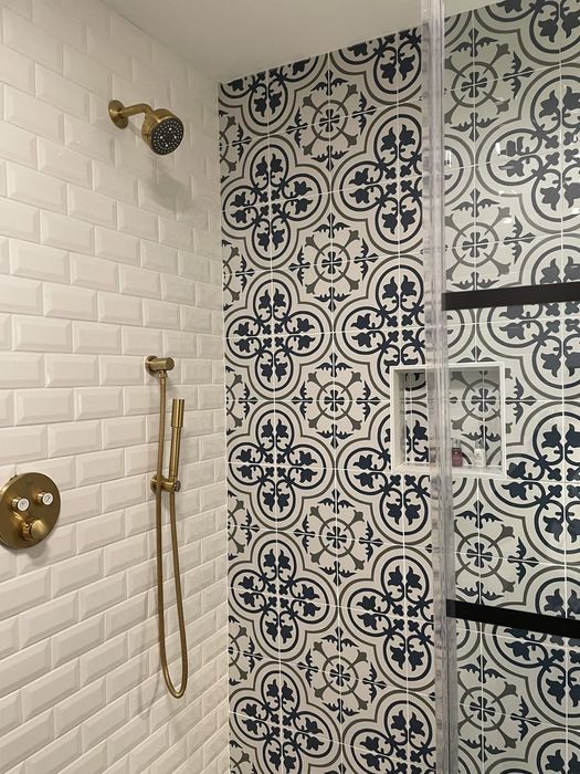 Kompleksowe Wykończenia Wnętrz