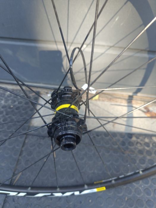 Koło do gtavela mavic aksium disc oś 12x100 tarcza centerlock jak nowe