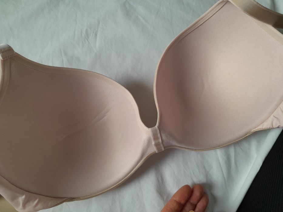 Biustonosz Chantelle.