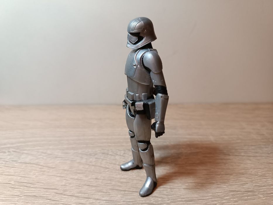 Starwars Captain Phasma 10 cm Action Hasbro figurka