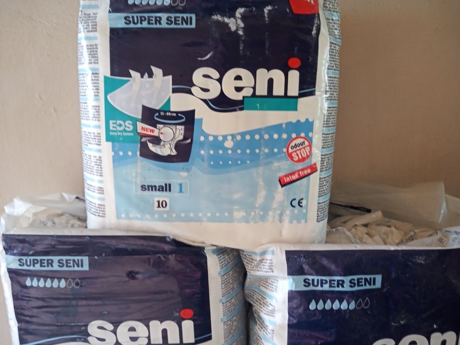 Pieluchomajtki Super Seni rozmiar S i M