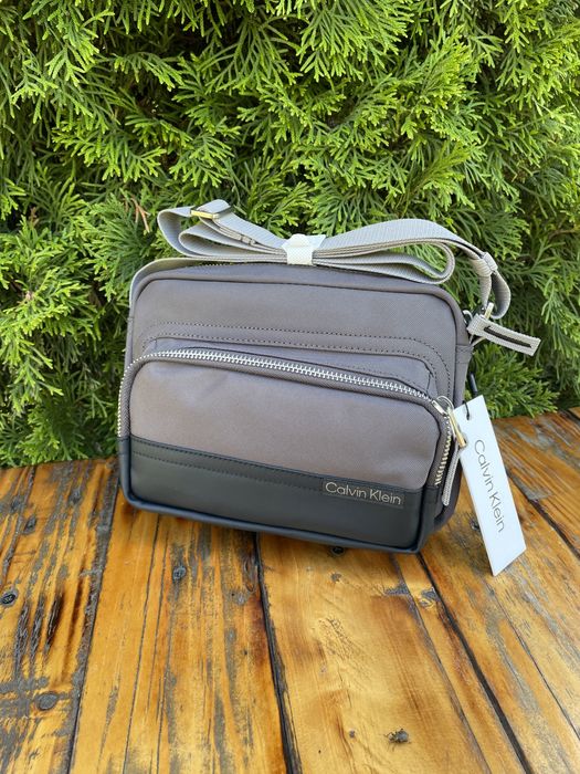 Новая сумка calvin klein (ck utility camera bag unisex) с америки