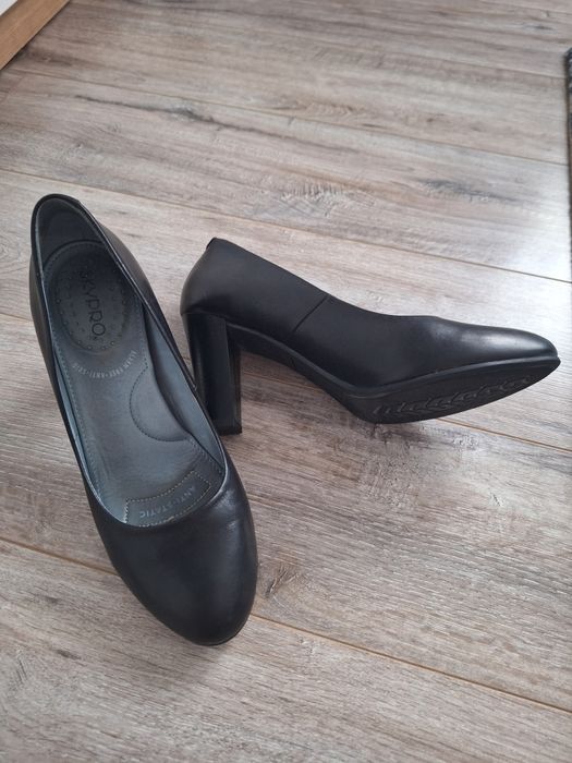 Czółenka/Buty na obcasie