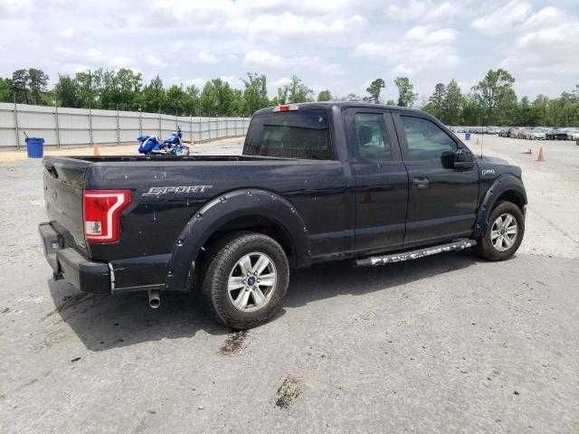 Ford F-150 z 2015 roku, silnik wolnossący — części.