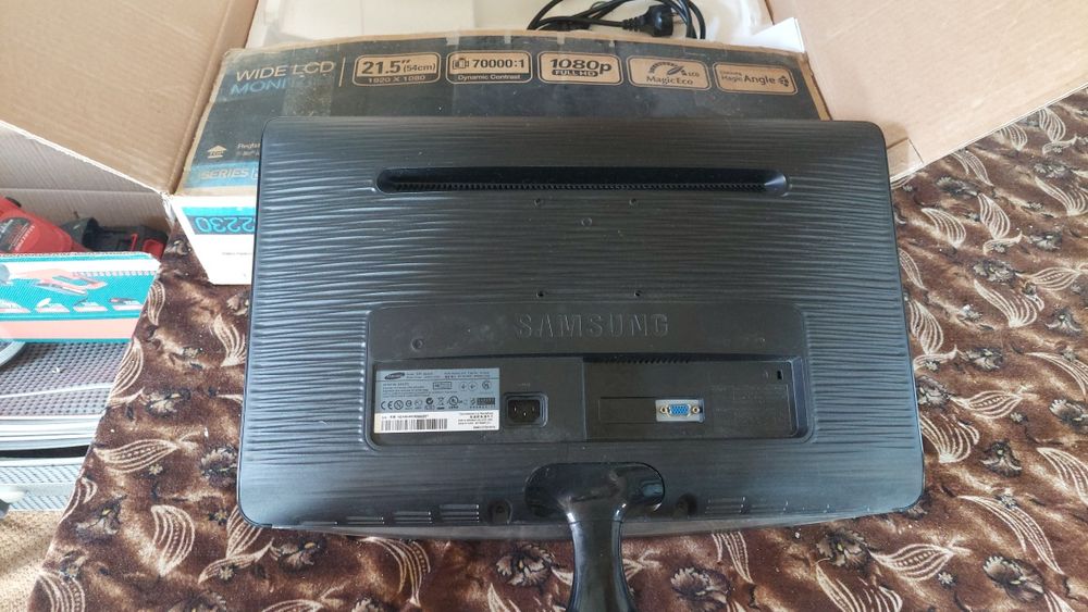Монітор самсунг.