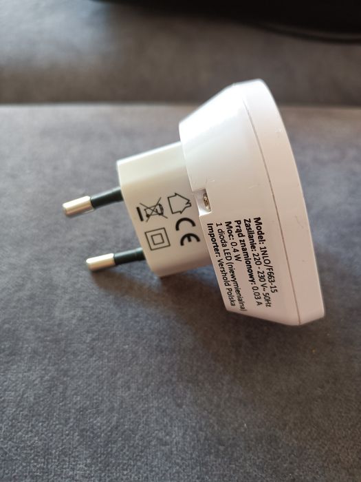 Lampka led do gniazdka