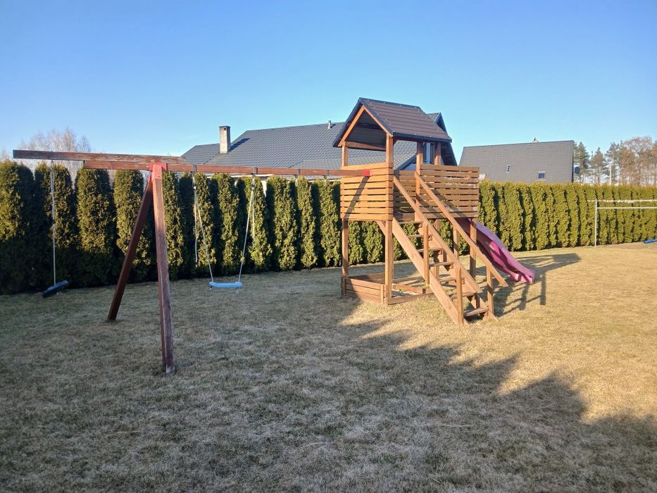 Domek huśtawka plac zabaw