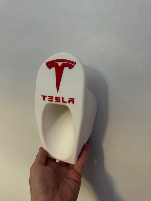 Tesla acessorios feitos em 3D