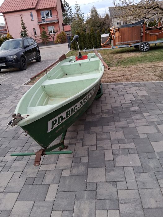 Sprzedam łódź 796845419