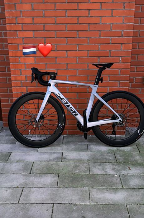 SENSA Giulia Supremo 105 Di2