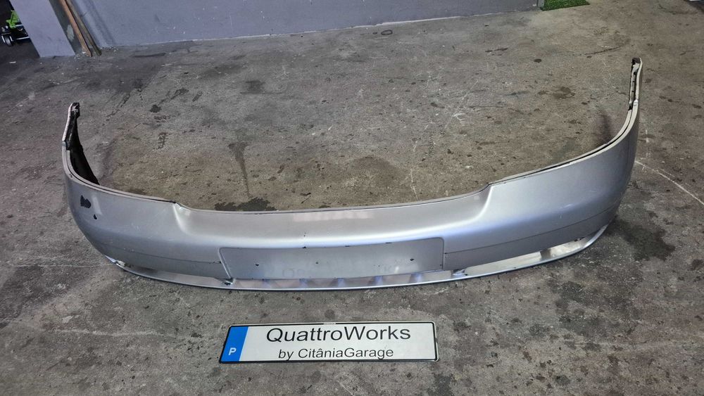 Parachoques frente Audi A4 B5 8D facelift com reforço metálico - 1995 - 2001