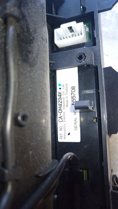 Mazda 6 wyświetlacz LCD i napęd DVD