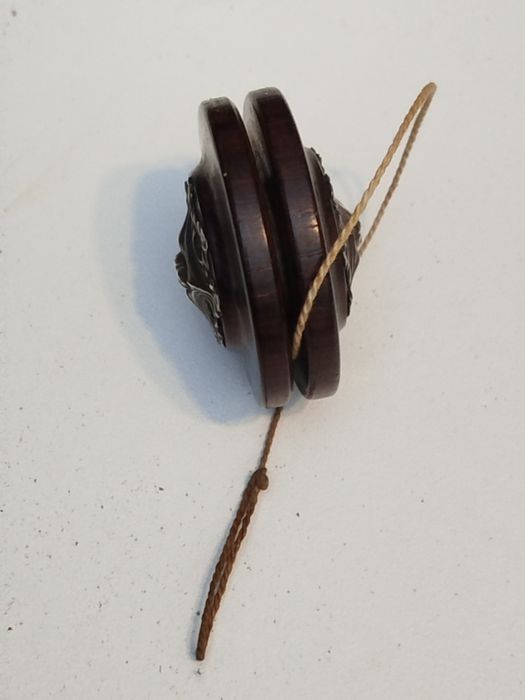 Yo-Yo.  Vintage ..