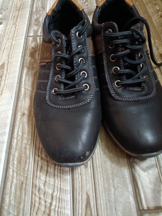 Туфлі дитячі з дефектом