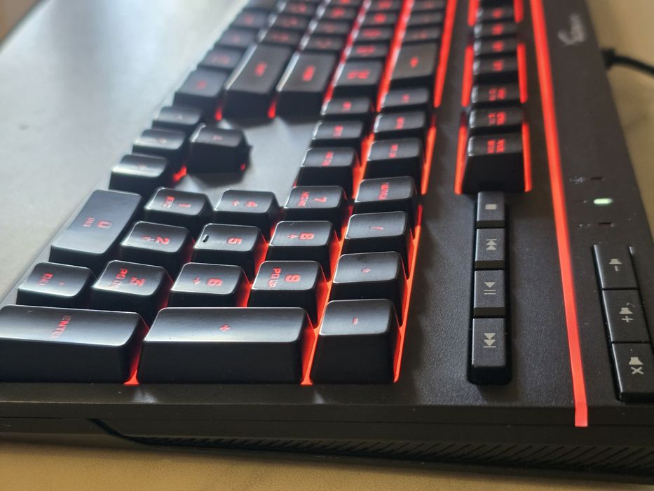 Клавиатура Kingston HyperX Alloy Core RGB