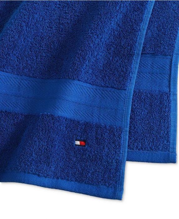 Нові кольори! Банний рушник Tommy Hilfiger