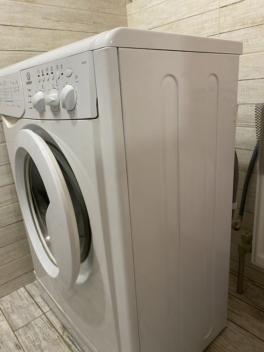 Продам стиральную машину